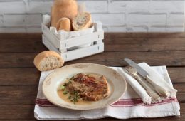 braciole di maiale in salsa