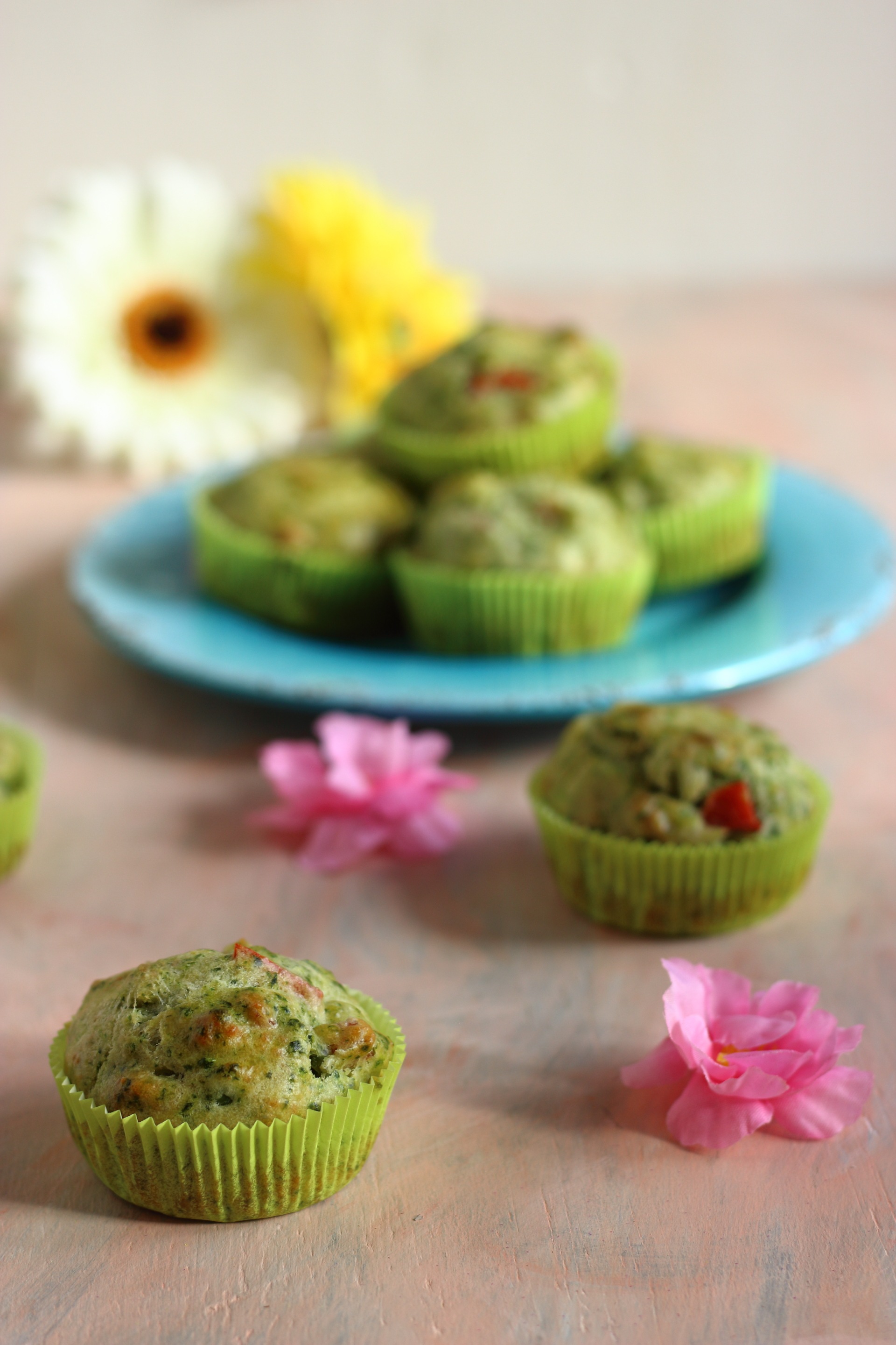 muffin-ortiche-peperoni-e-piselli