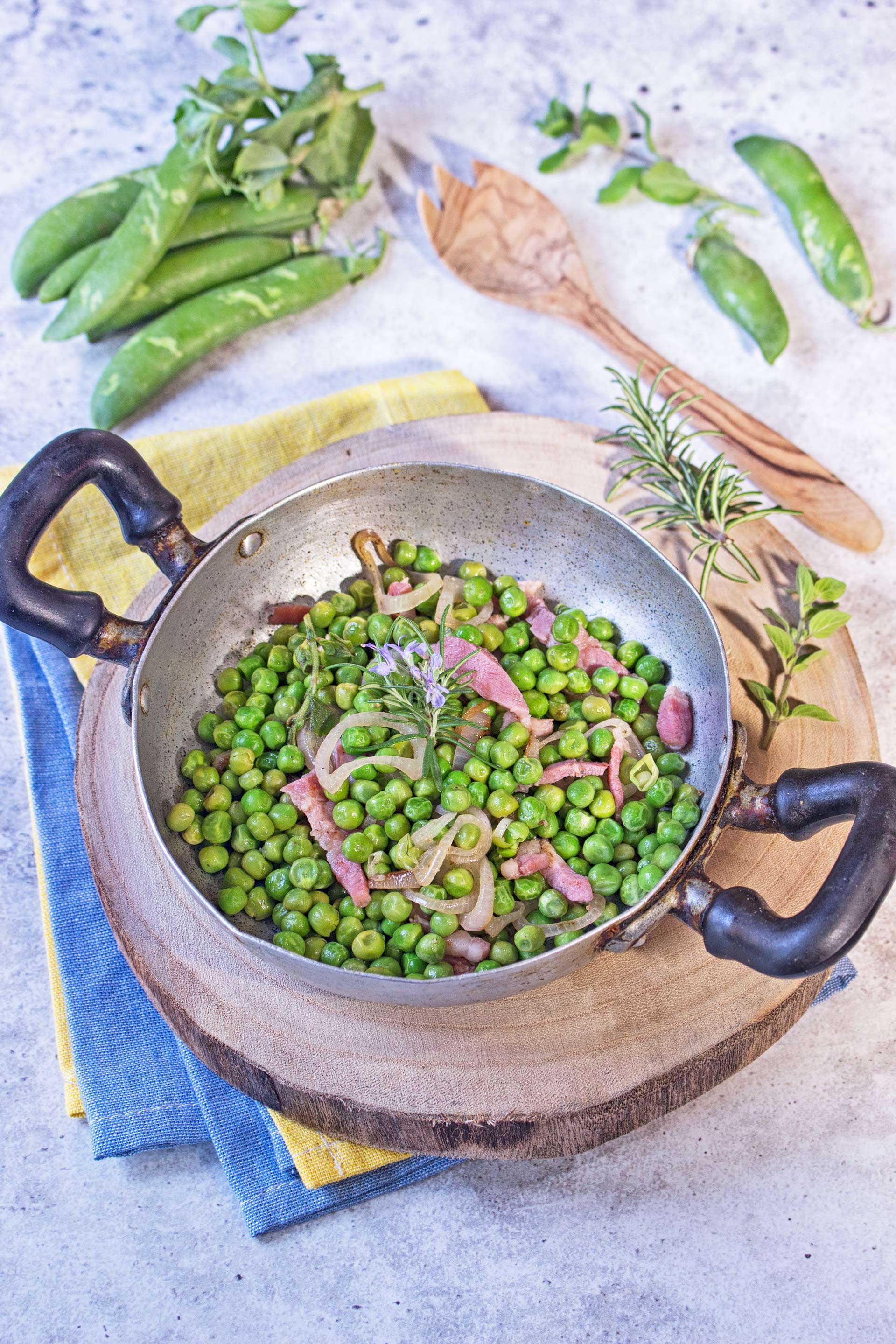 piselli_con pancetta